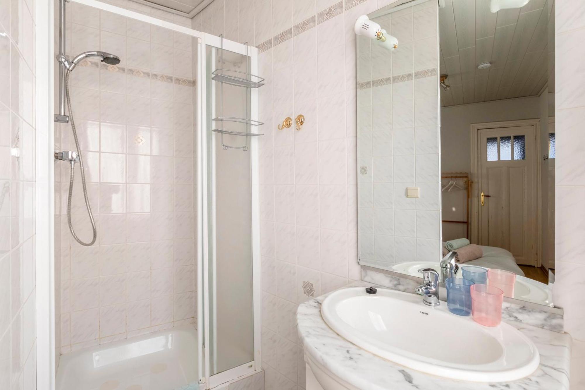 Apartment Cosy 150m From The