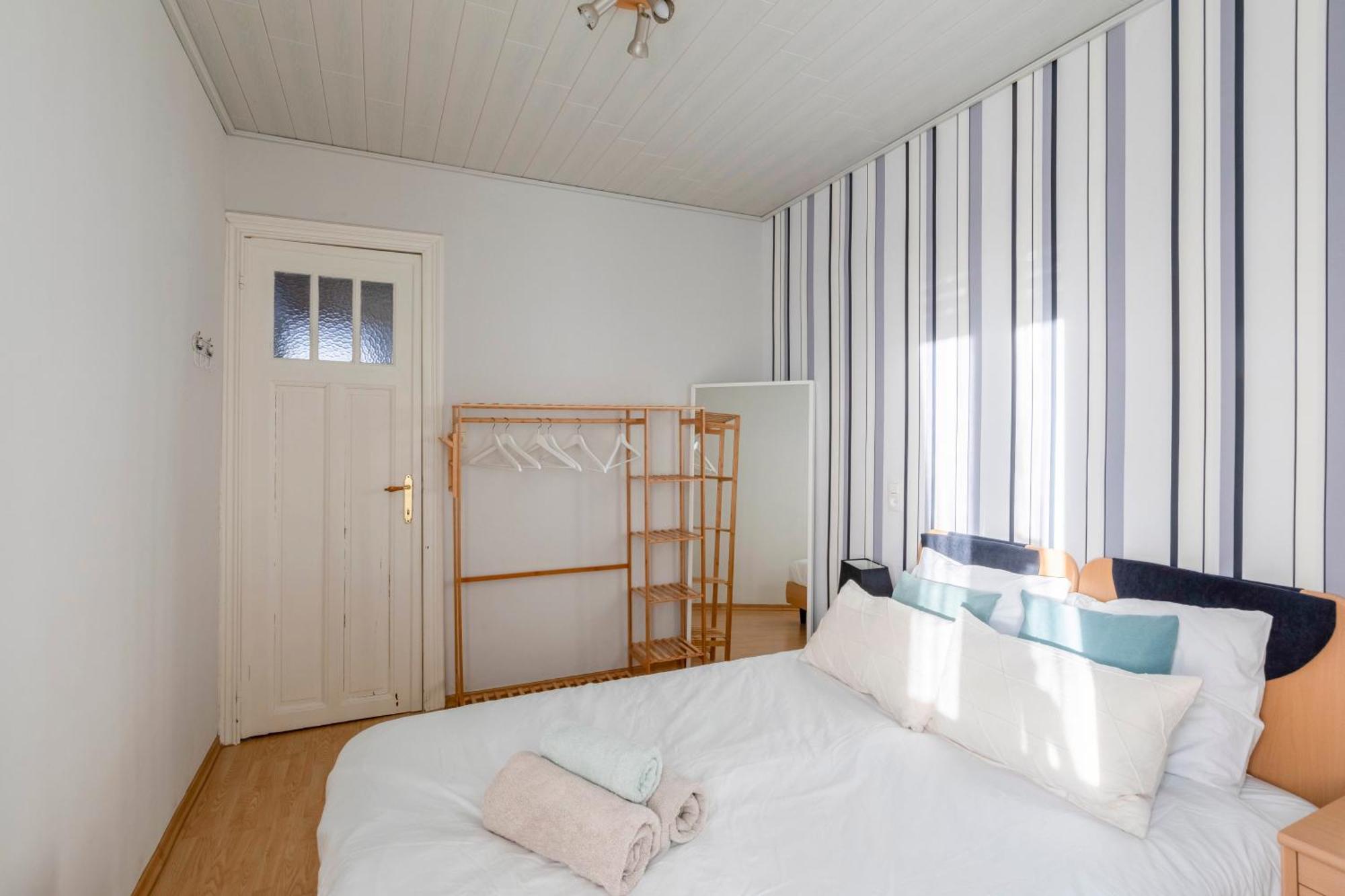 Apartment Cosy 150m From The